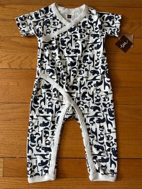 NWT Tea baby romper with dark blue animals